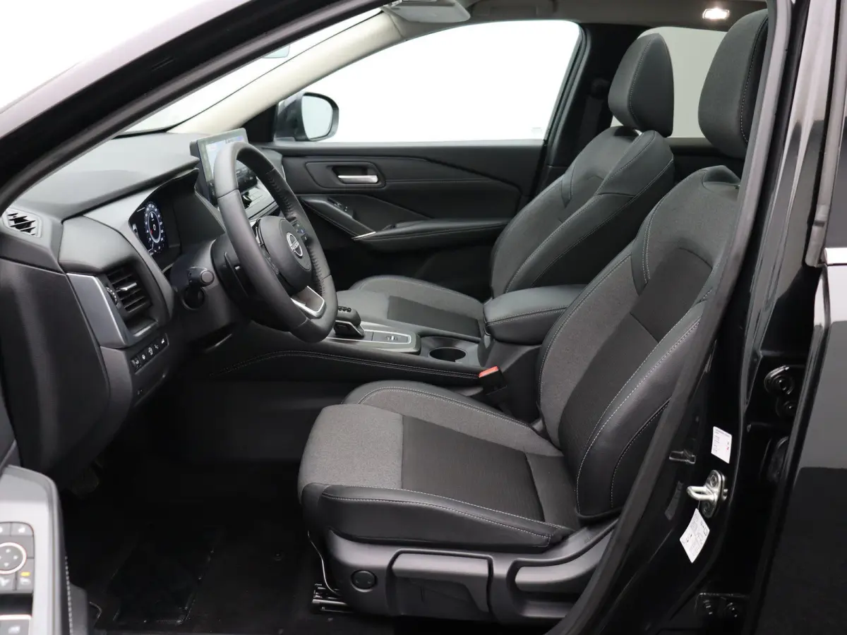 1.3 MHEV Xtronic N-Connecta | Panoramadak | Stoel, Stuur en Voorruit verwarming | Elektrische Achterklep | Headup Display |