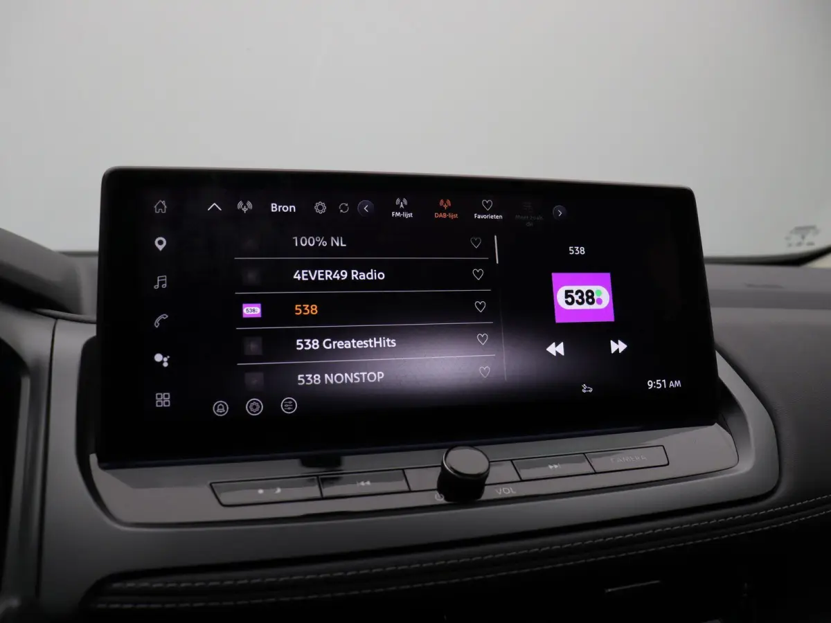 1.3 MHEV Xtronic N-Connecta | Panoramadak | Stoel, Stuur en Voorruit verwarming | Elektrische Achterklep | Headup Display |