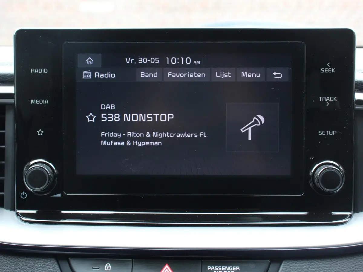 1.6 GDI PHEV DynamicLine Climate control Achteruitrijd camera Cruise control Parkeersensoren LED Lane assist Apple Carplay/ Android auto