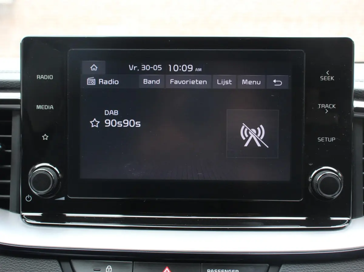 1.6 GDI PHEV DynamicLine Climate control Achteruitrijd camera Cruise control Parkeersensoren LED Lane assist Apple Carplay/ Android auto