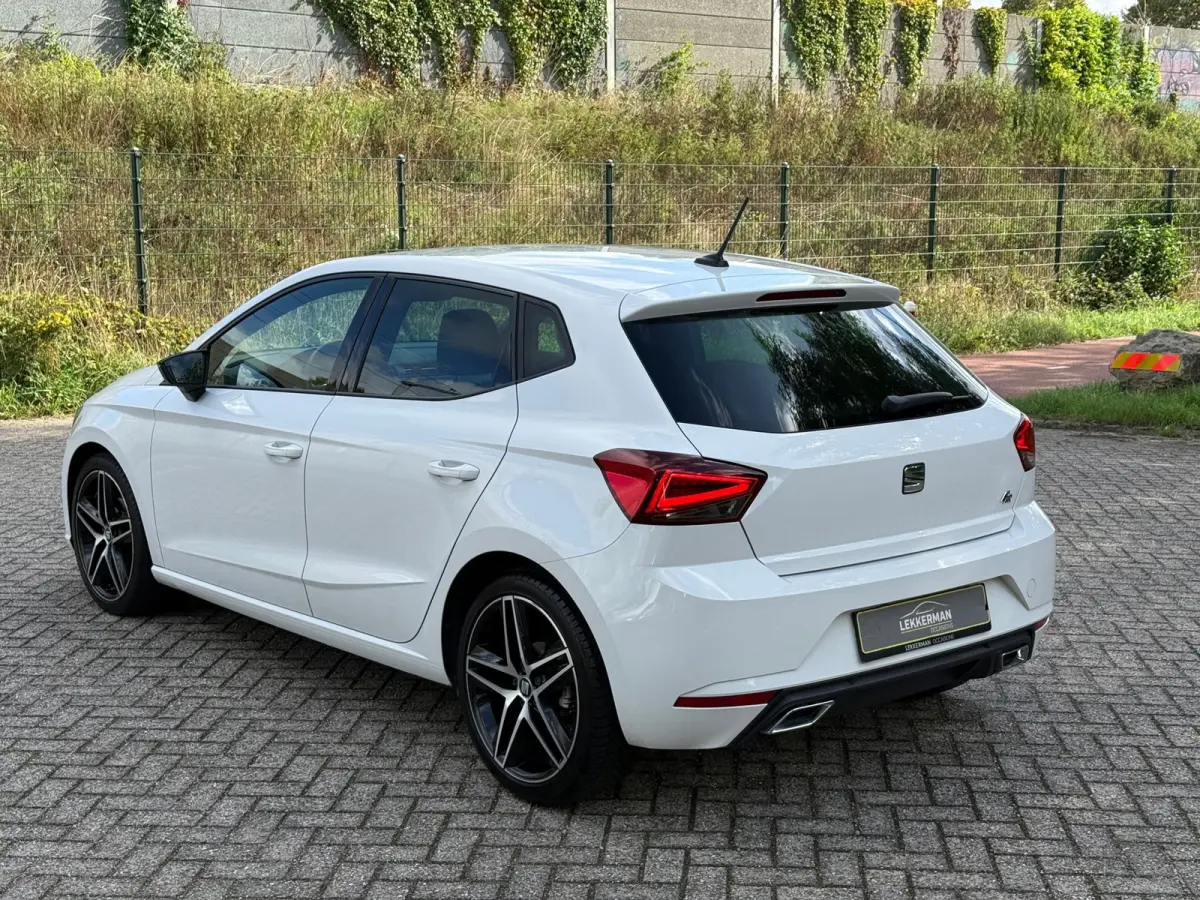 1.0 TSI FR 116PK I 6 BAK I CARPLAY I ALCANTARA I LED I ZEER DIK