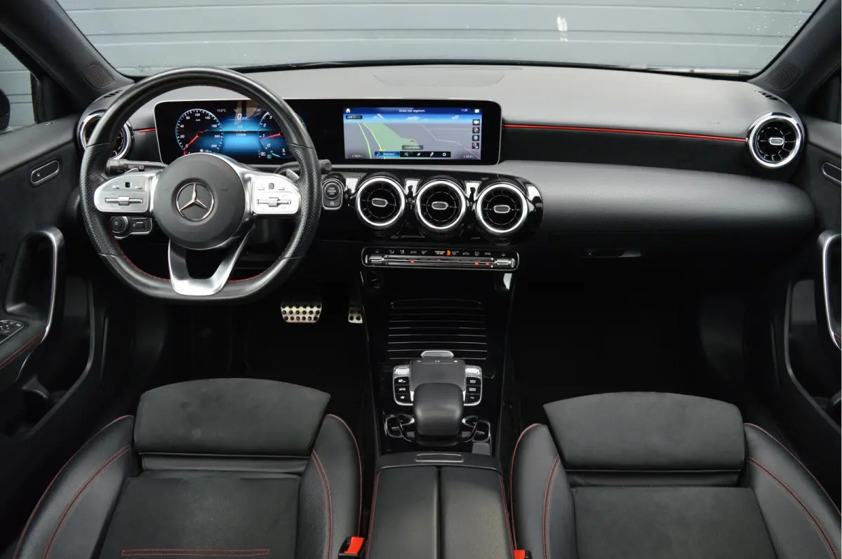 200 Business Solution AMG Night Upgrade | PANO | CAMERA | CARPLAY |