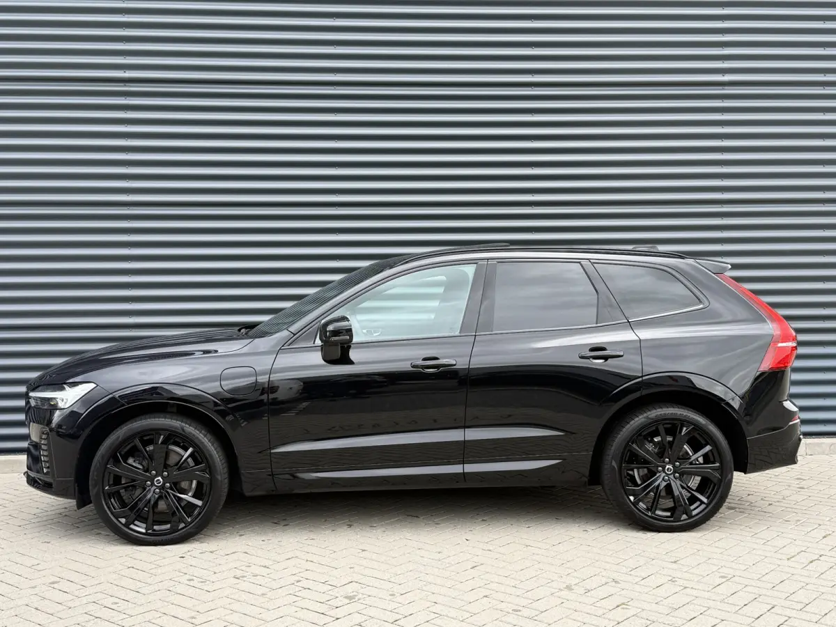 2.0 T6 Plug-in hybrid AWD Plus Black Edition