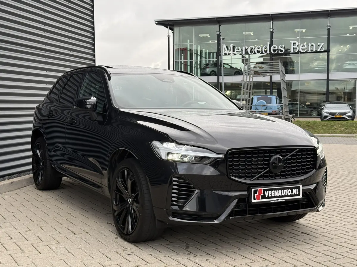 2.0 T6 Plug-in hybrid AWD Plus Black Edition