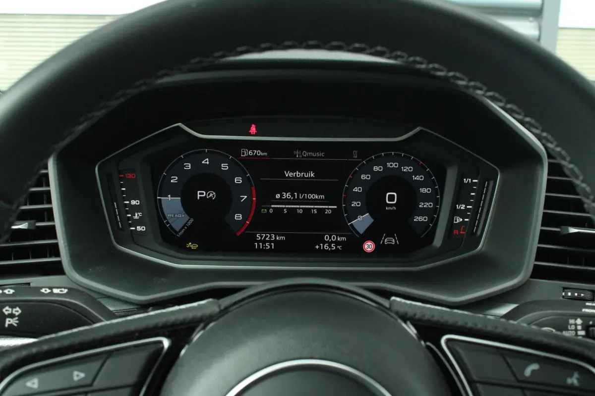 25 TFSI 95pk S-tronic S Edition | Stoelverwarming | Apple Carplay/Android Auto | LED Koplampen | 17" LMV