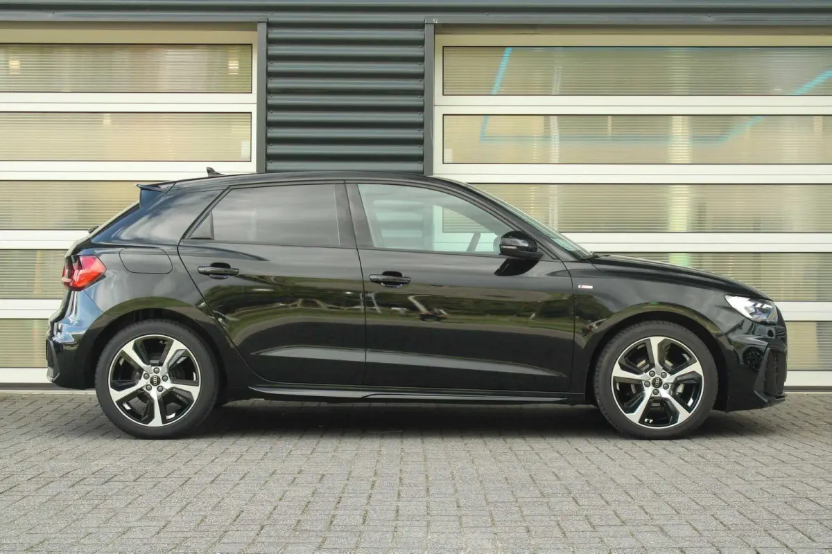 25 TFSI 95pk S-tronic S Edition | Apple Carplay/Android Auto | Stoelverwarming