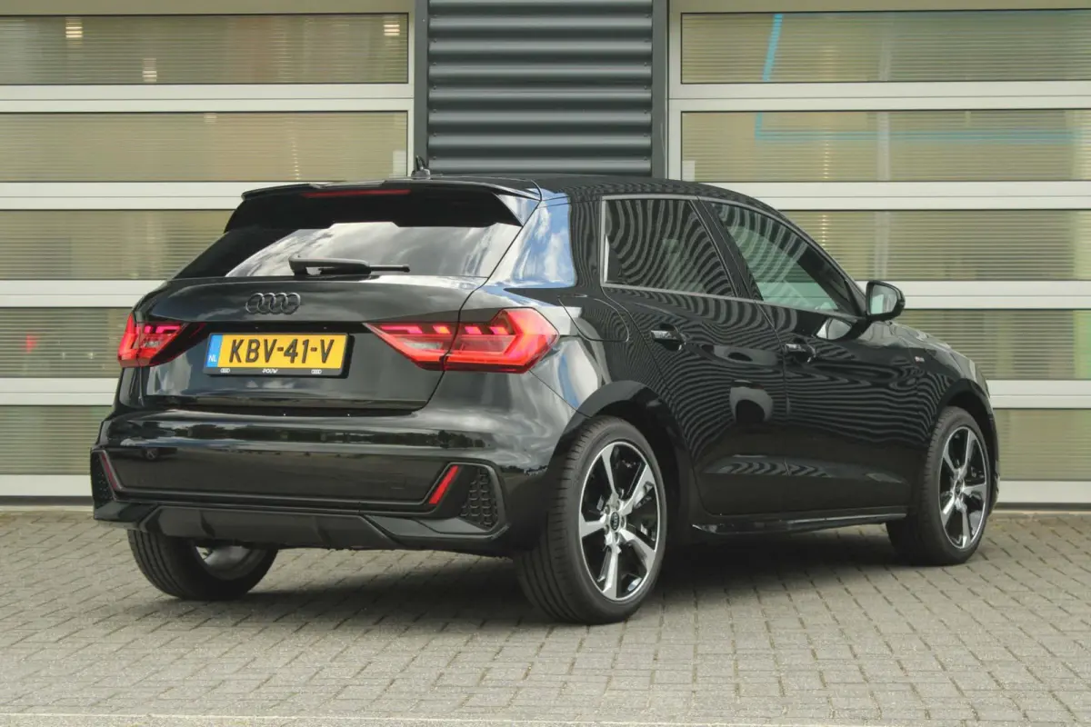 25 TFSI 95pk S-tronic S Edition | Apple Carplay/Android Auto | Stoelverwarming
