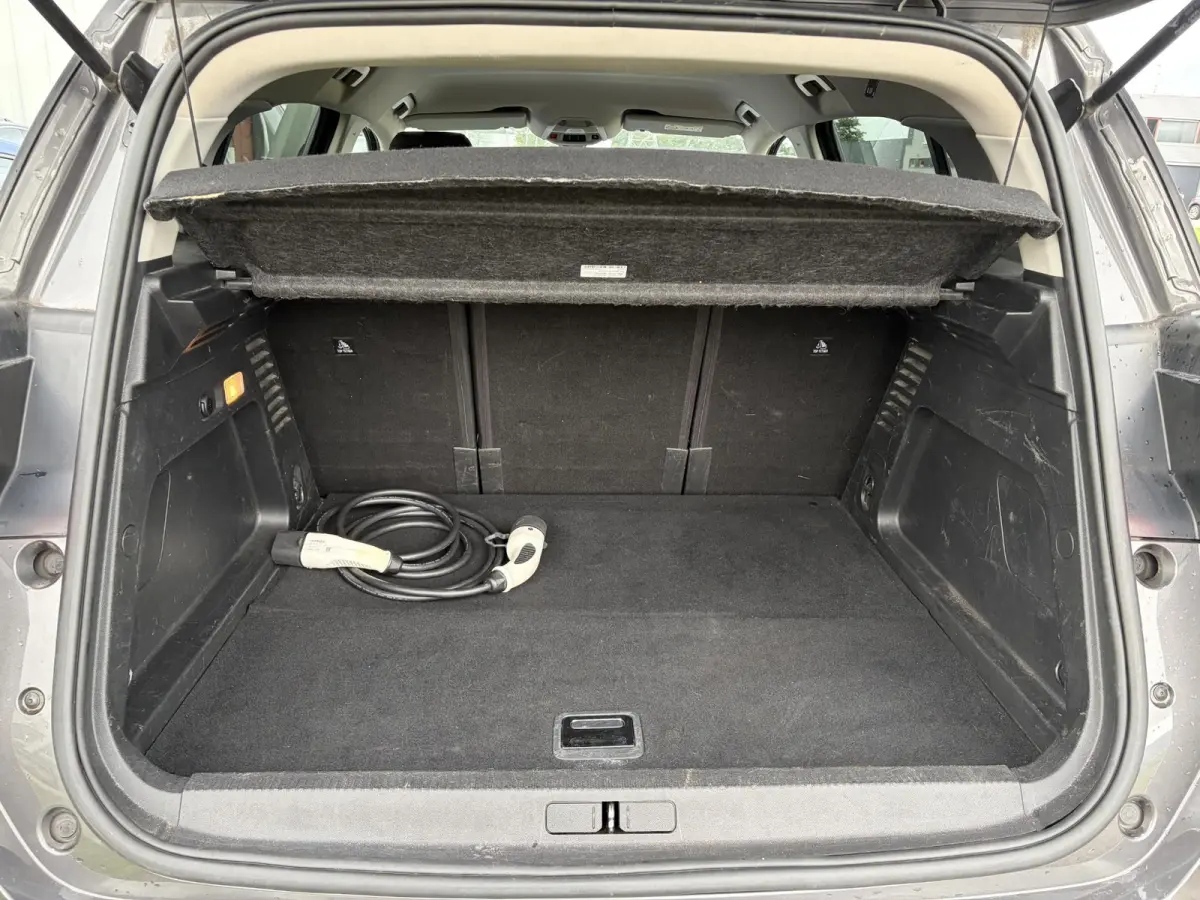 1.6 Plug-in Hybrid 225 Feel