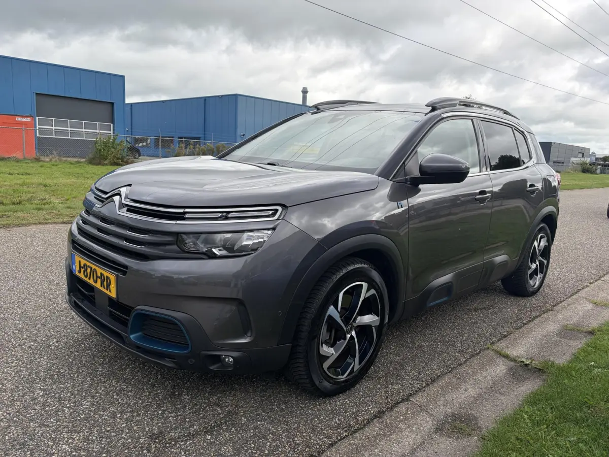 1.6 Plug-in Hybrid 225 Feel