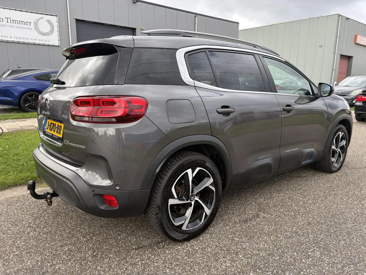 1.6 Plug-in Hybrid 225 Feel