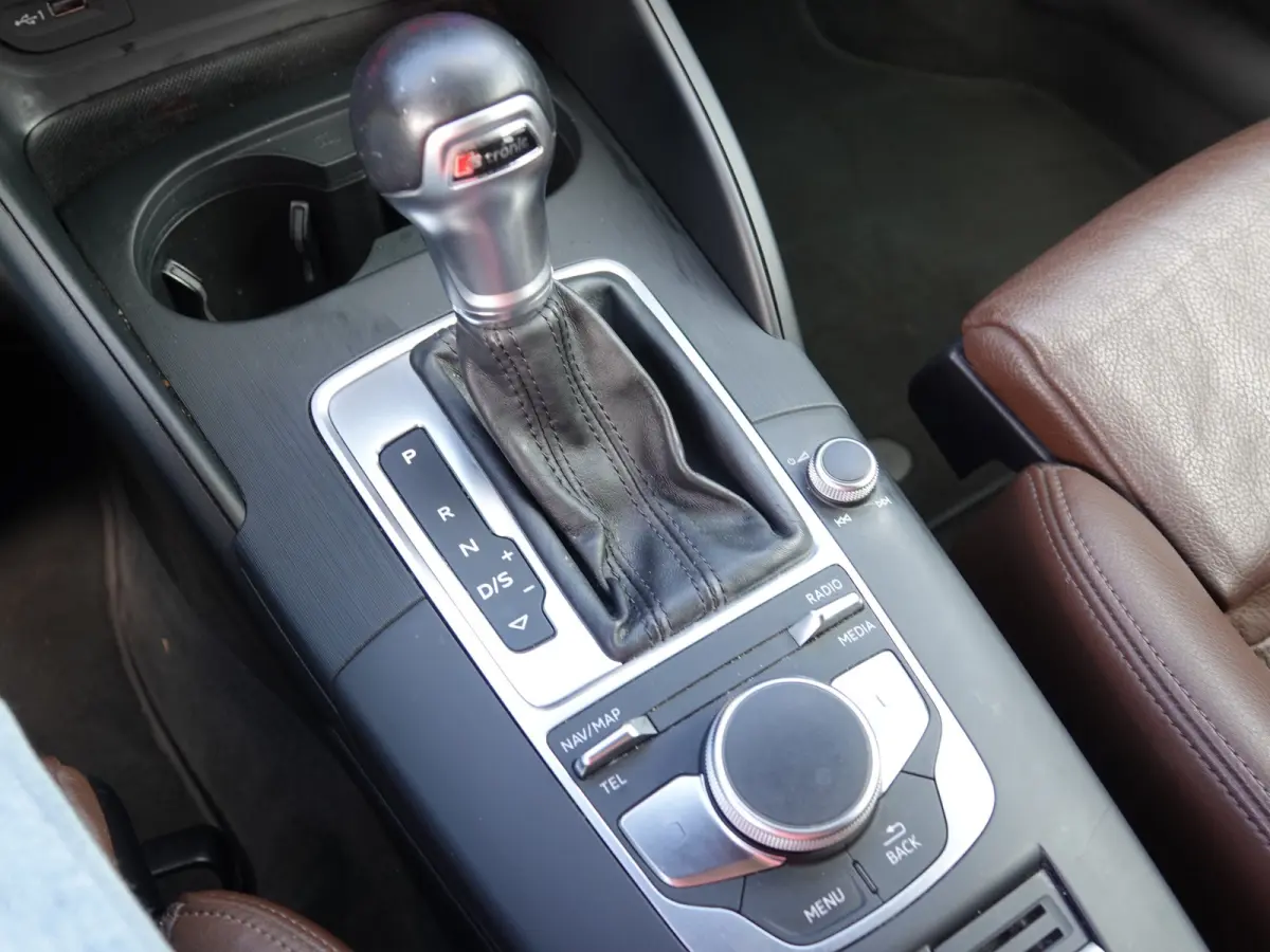 1.0 TFSI AUTOM. Sport Edition VOL LEER | NAVI | ECC | CRUISE | STOELVERW.