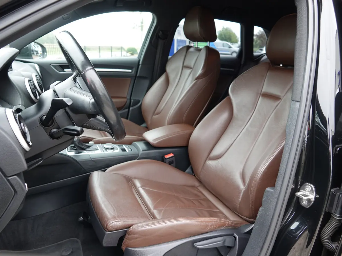 1.0 TFSI AUTOM. Sport Edition VOL LEER | NAVI | ECC | CRUISE | STOELVERW.