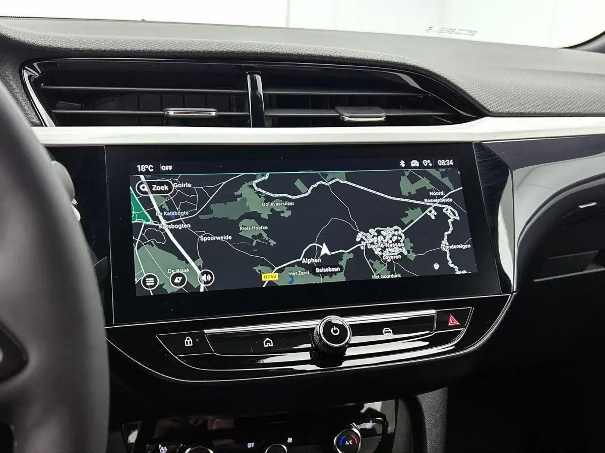 1.2 Turbo 136pk Hybrid Automaat GS Navigatie Apple Carplay/Android Auto Digitale Cockpit Camera Parkeer sensoren Airco Lichtmetalen Velgen Adaptive Cruise Control