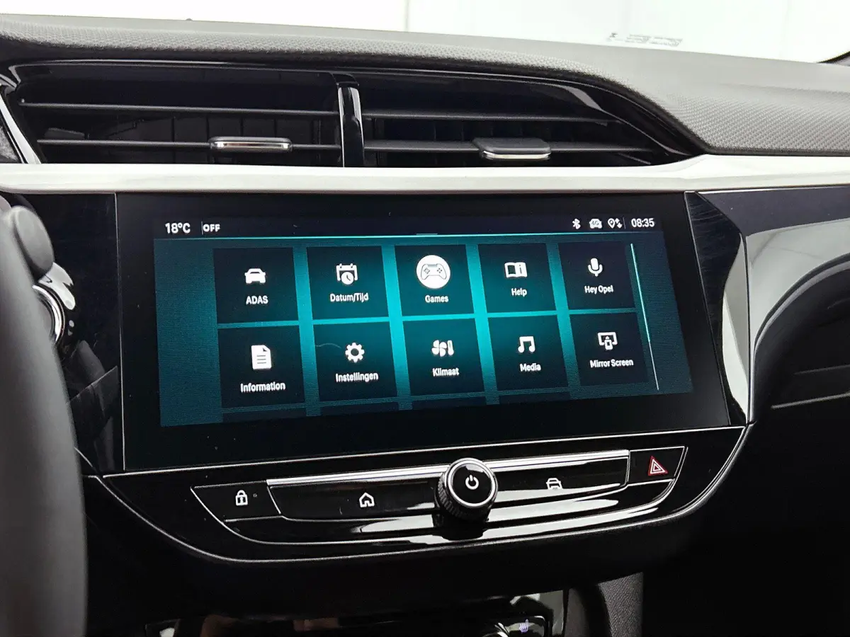 1.2 Turbo 136pk Hybrid Automaat GS Navigatie Apple Carplay/Android Auto Digitale Cockpit Camera Parkeer sensoren Airco Lichtmetalen Velgen Adaptive Cruise Control