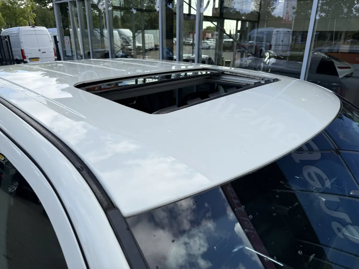 1500 5.7 V8 4x4 Quad Cab 6'4 Laramie | Lage Bijtelling | Dakraam | LPG 200L | Stoelverw/Stoelverk