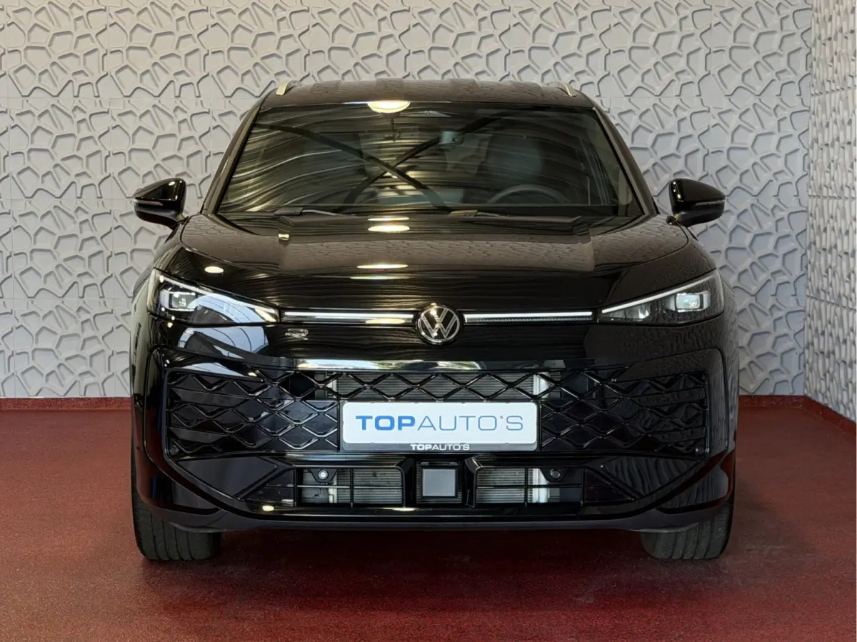 1.5 150PK eTSI R-LINE 06/2026 EDITION IQ LED/GRIL LOGO STOEL/STUUR.VERW ELEK.KLEP 2026
