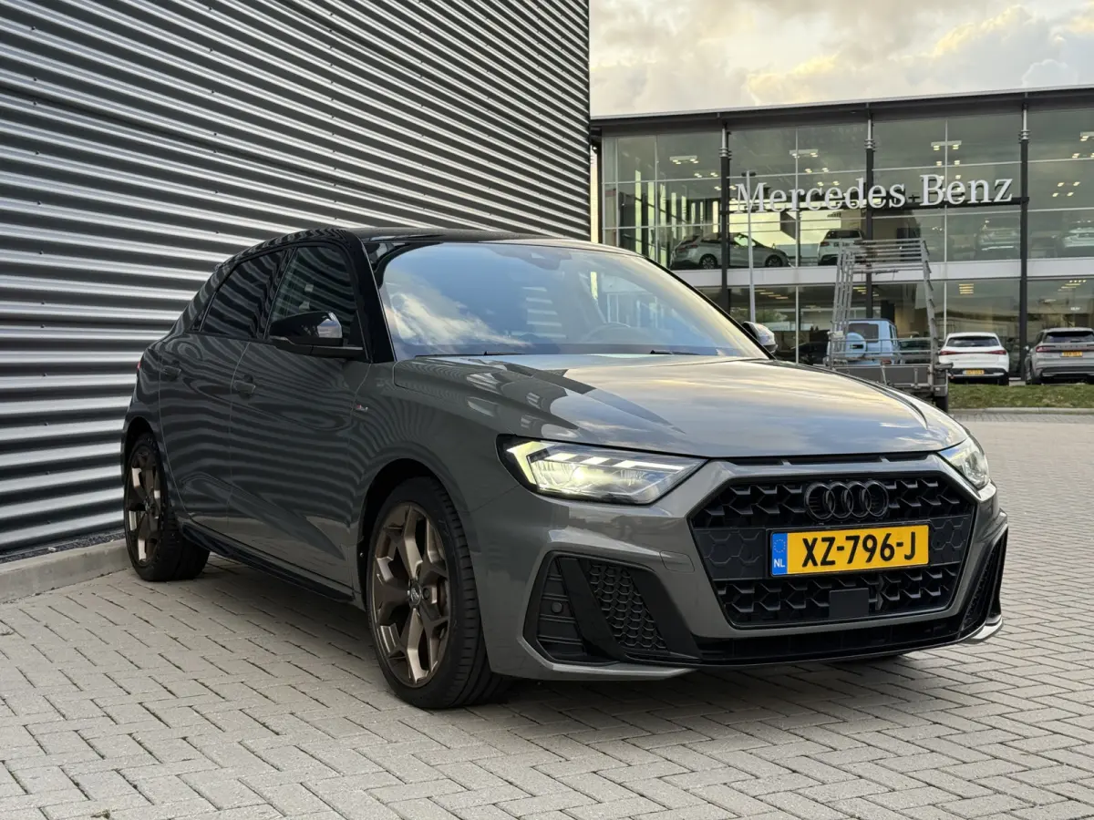 25 TFSI edition one Camera/Apple