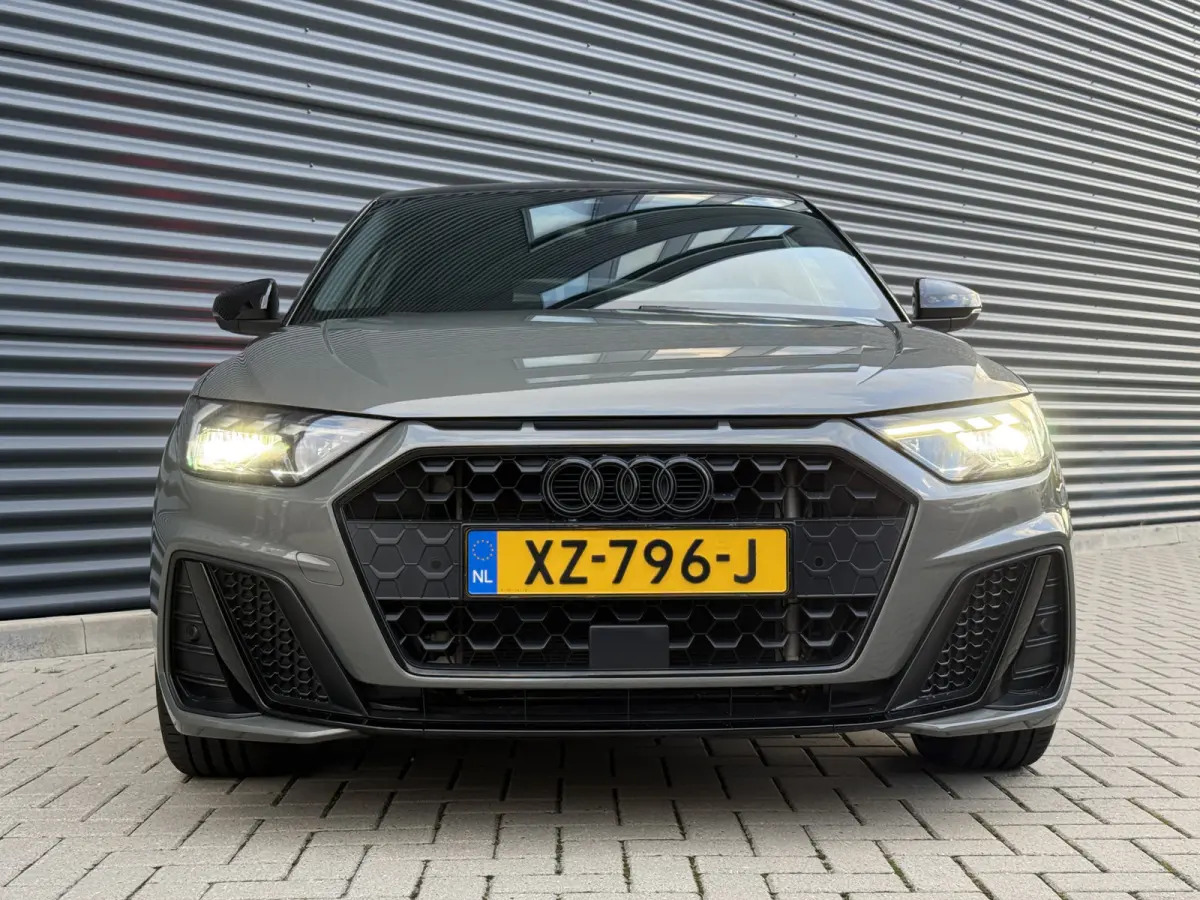 25 TFSI edition one Camera/Apple
