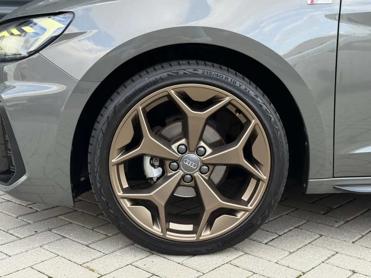 25 TFSI edition one Camera/Apple