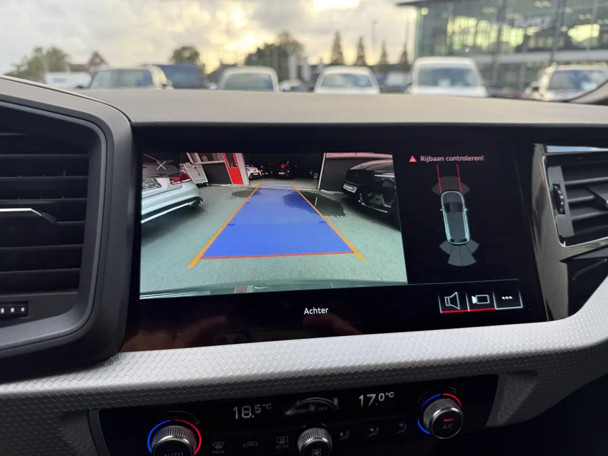 25 TFSI edition one Camera/Apple
