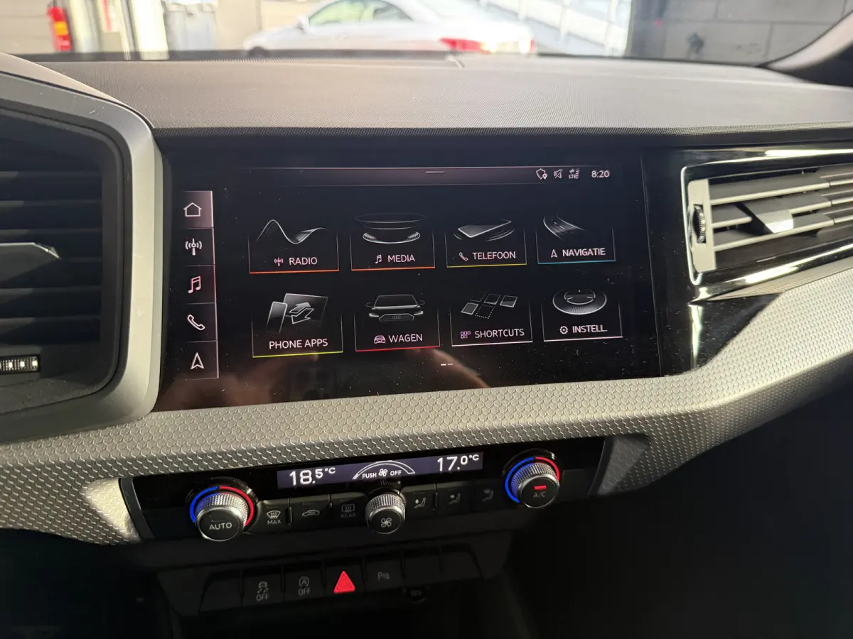 25 TFSI edition one Camera/Apple