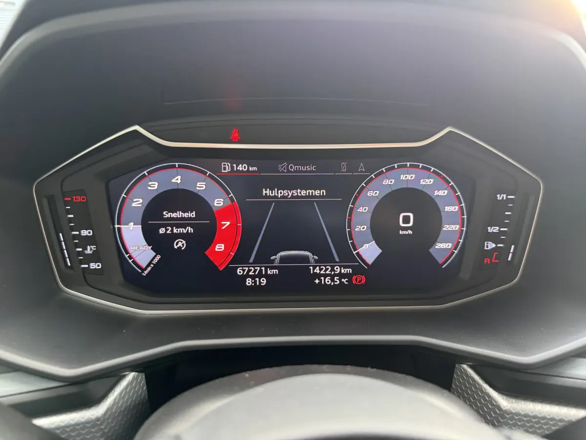 25 TFSI edition one Camera/Apple