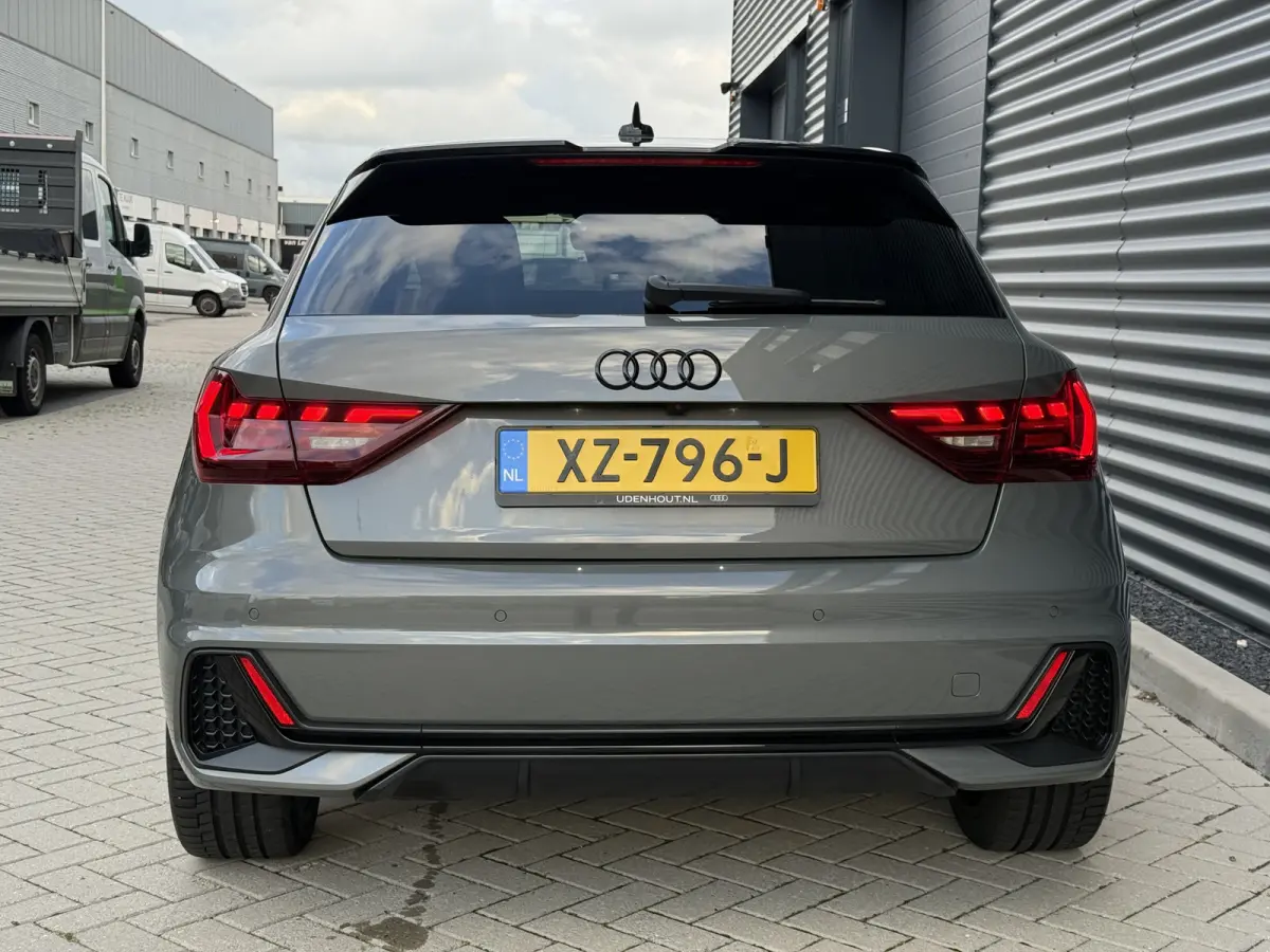 25 TFSI edition one Camera/Apple