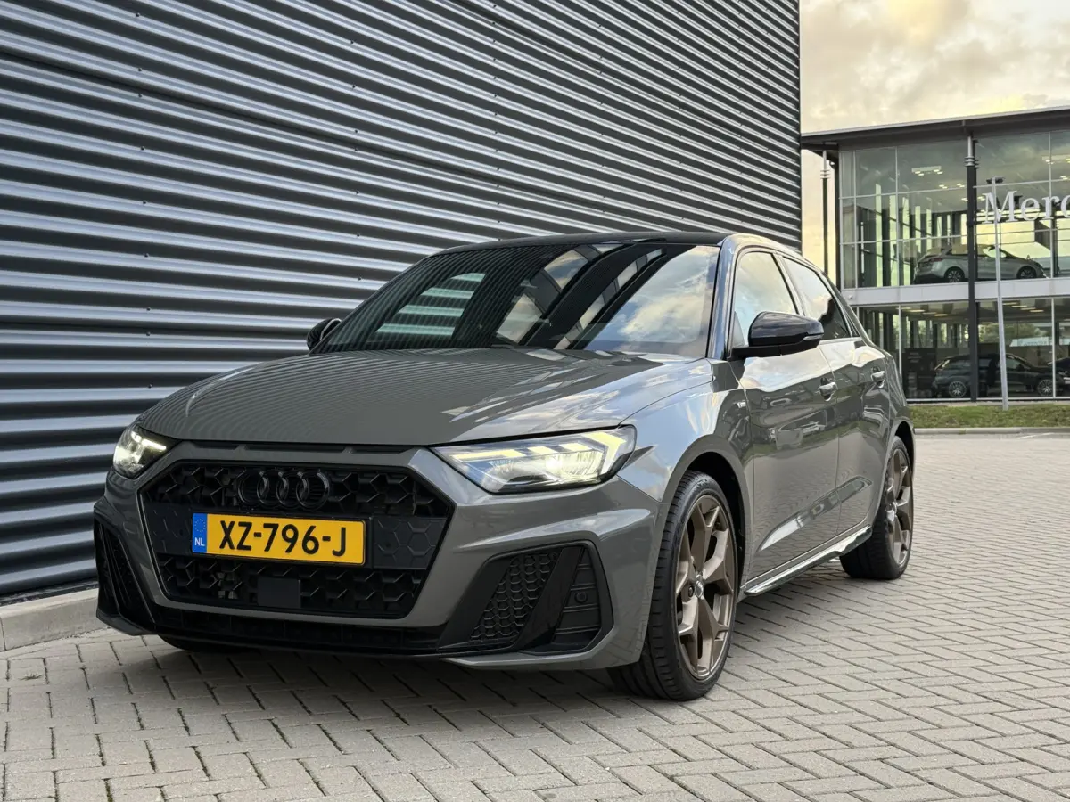 25 TFSI edition one Camera/Apple