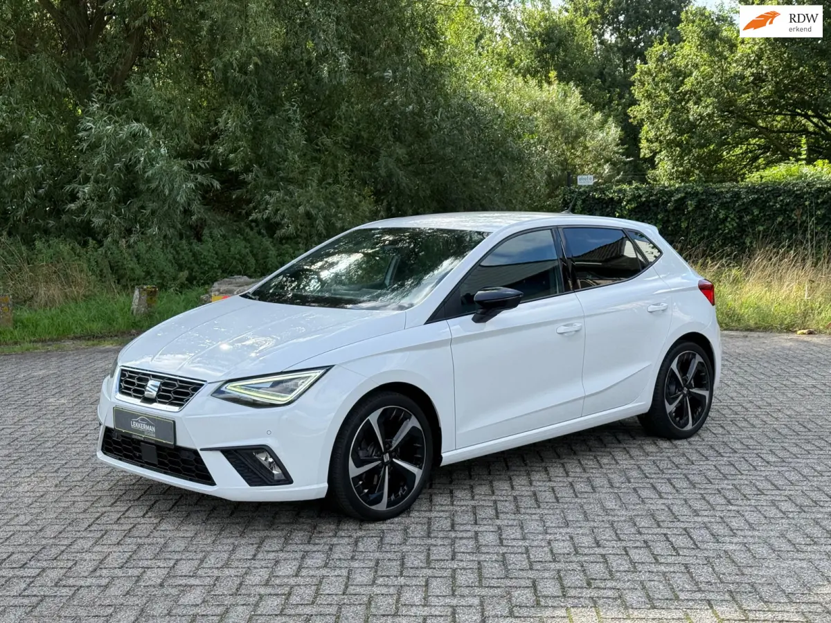 1.0 TSI FR 110PK I 6BAK I CAMERA I CARPLAY I DEALER ONDH I CLIMA