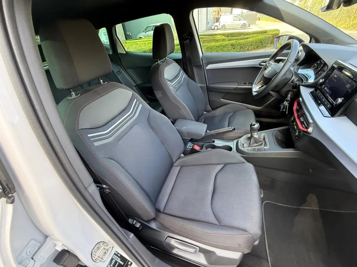 1.0 TSI FR 110PK I 6BAK I CAMERA I CARPLAY I DEALER ONDH I CLIMA