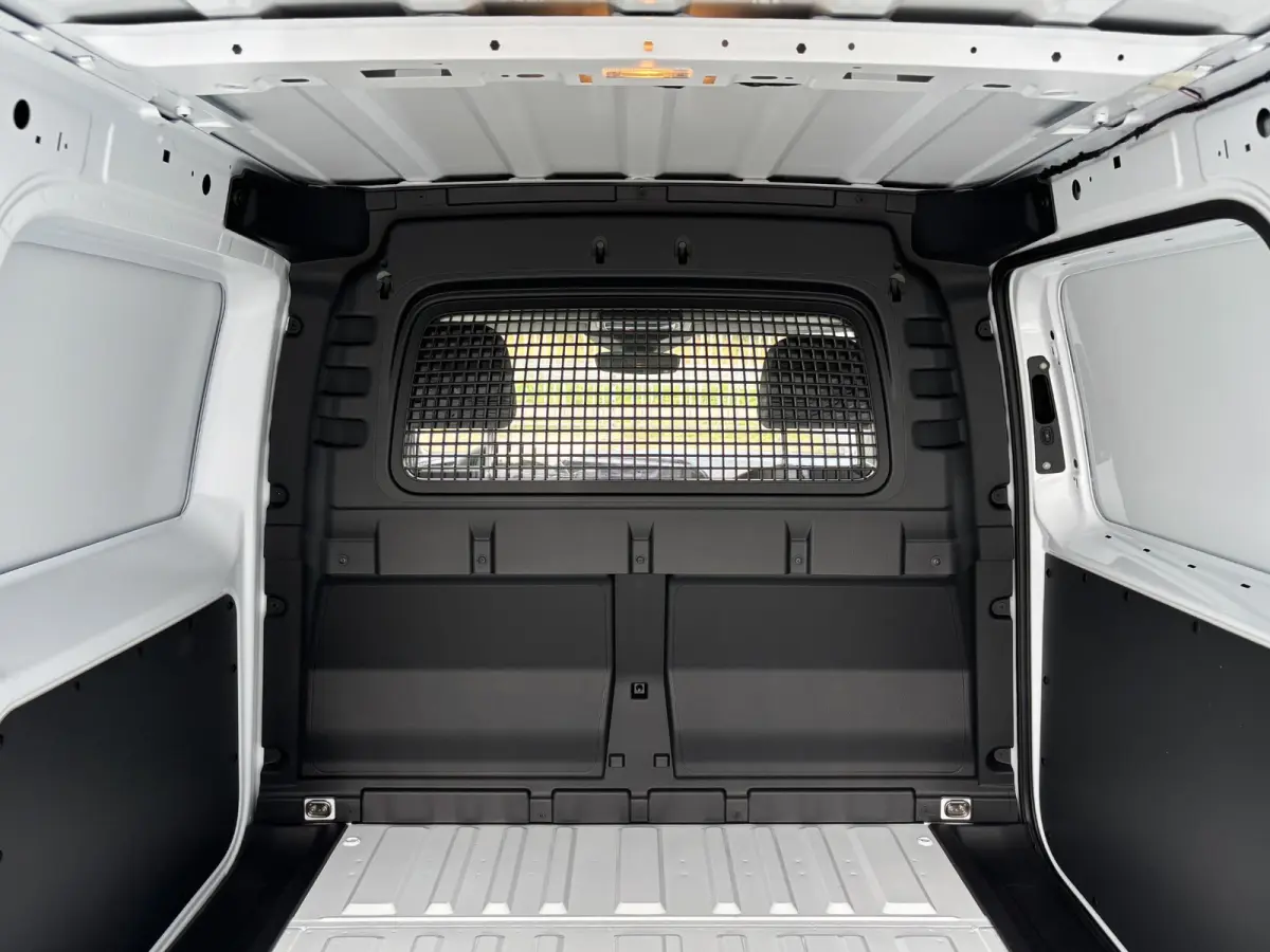 1.5 EcoBoost PHEV L2 Trend | Laadschot met Ruit | Ruit in achterdeuren | Apple carplay | Android Auto |
