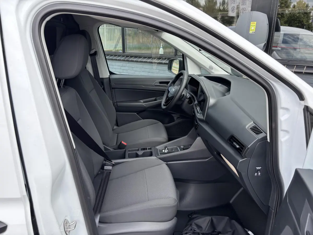1.5 EcoBoost PHEV L2 Trend | Laadschot met Ruit | Ruit in achterdeuren | Apple carplay | Android Auto |