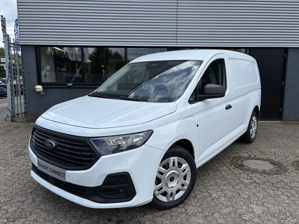 1.5 EcoBoost PHEV L2 Trend | Laadschot met Ruit | Ruit in achterdeuren | Apple carplay | Android Auto |