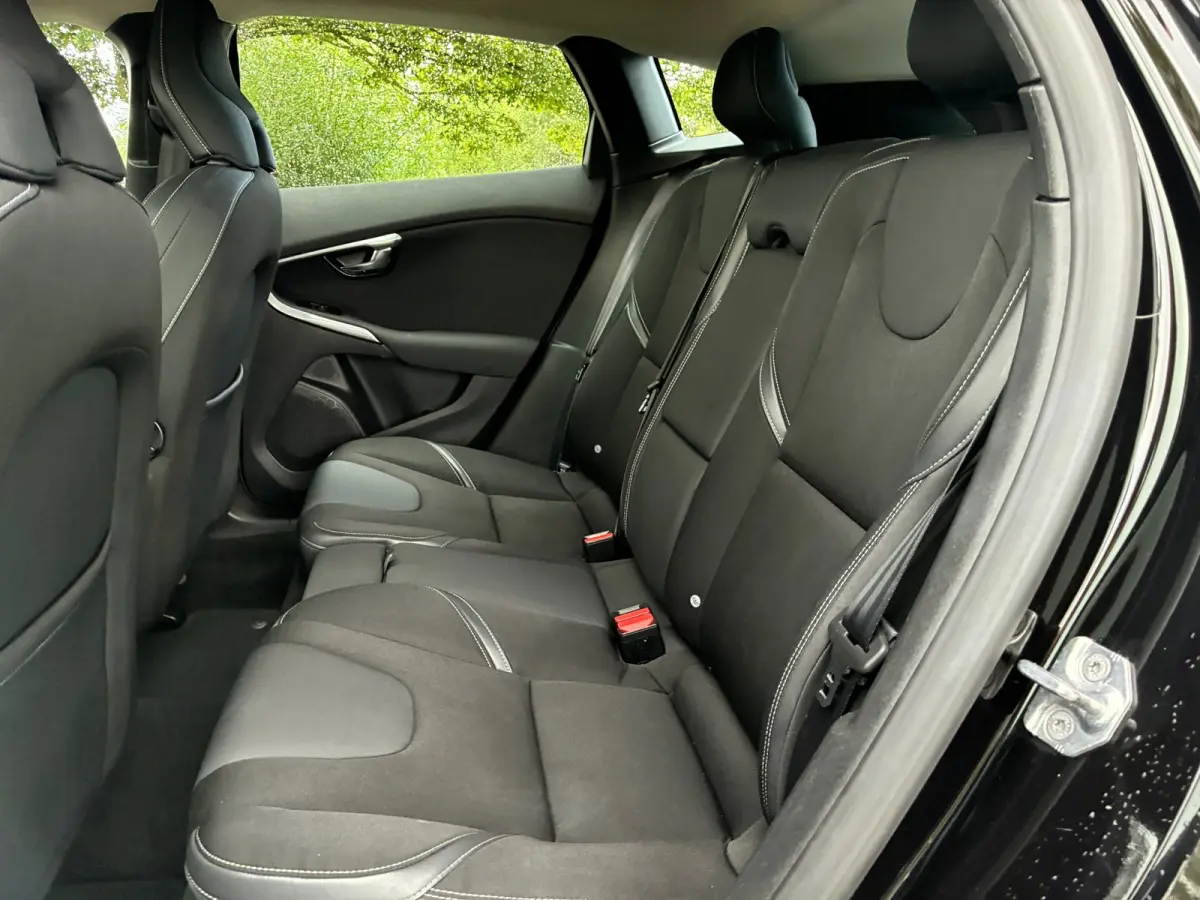 2.0 T3 | Xenon + Clima + Navi nu €8.975,-!!