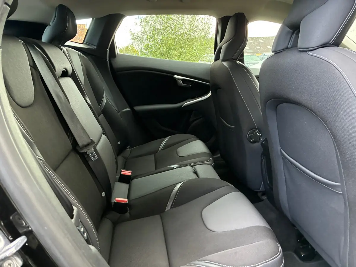 2.0 T3 | Xenon + Clima + Navi nu €8.975,-!!