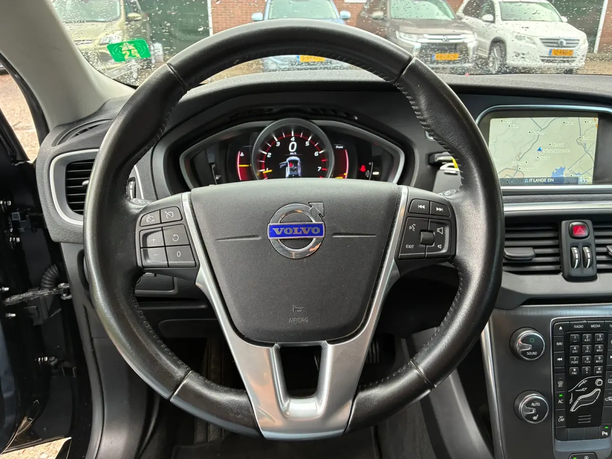 2.0 T3 | Xenon + Clima + Navi nu €8.975,-!!