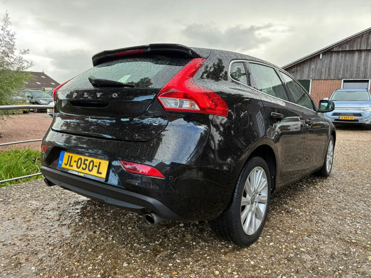 2.0 T3 | Xenon + Clima + Navi nu €8.975,-!!