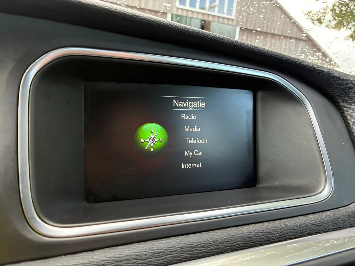 2.0 T3 | Xenon + Clima + Navi nu €8.975,-!!