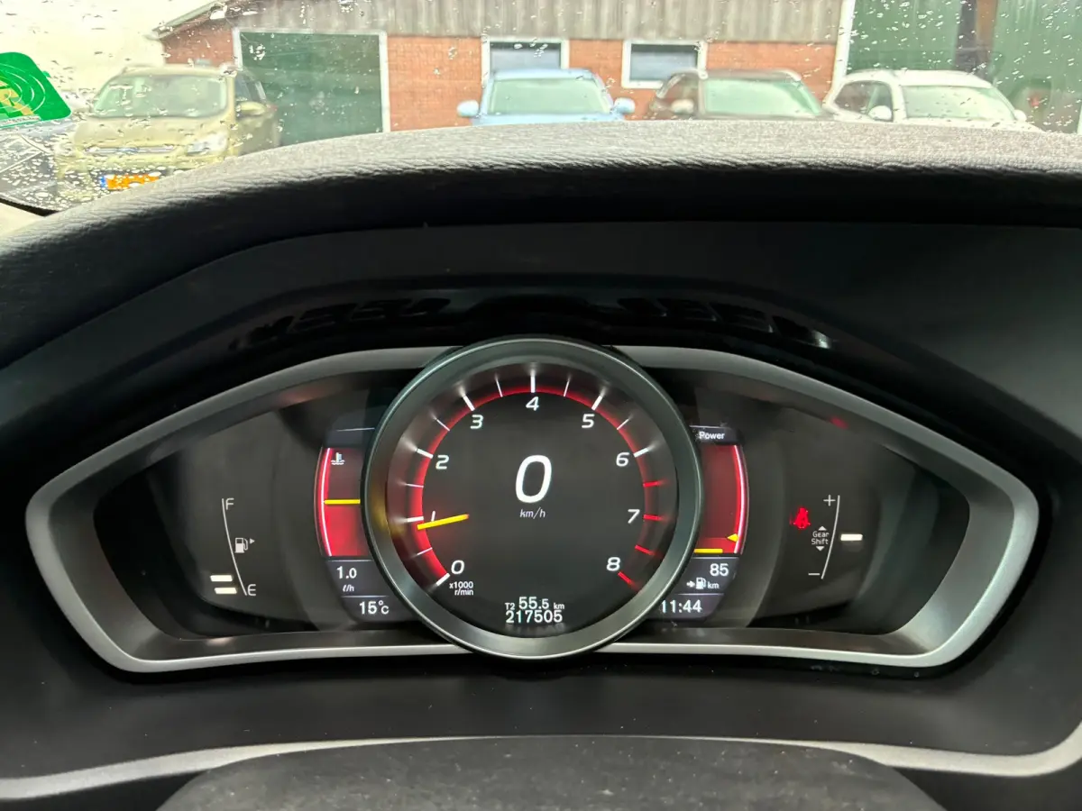 2.0 T3 | Xenon + Clima + Navi nu €8.975,-!!