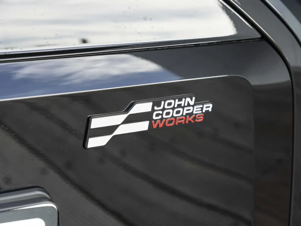 E John Cooper Works L-pakket | Glazen panoramadak | Harman Kardon | MINI Head-Up Display | 360'camera |
