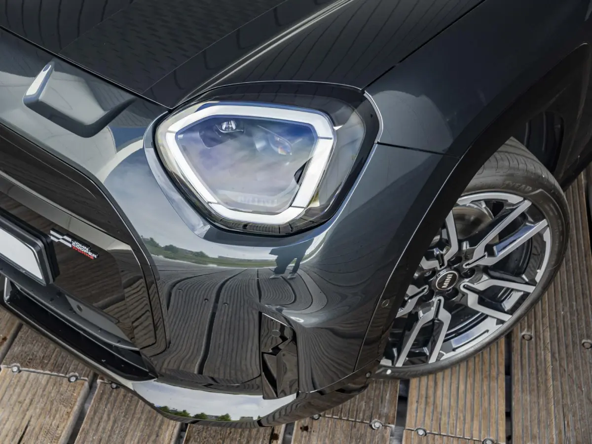 E John Cooper Works L-pakket | Glazen panoramadak | Harman Kardon | MINI Head-Up Display | 360'camera |
