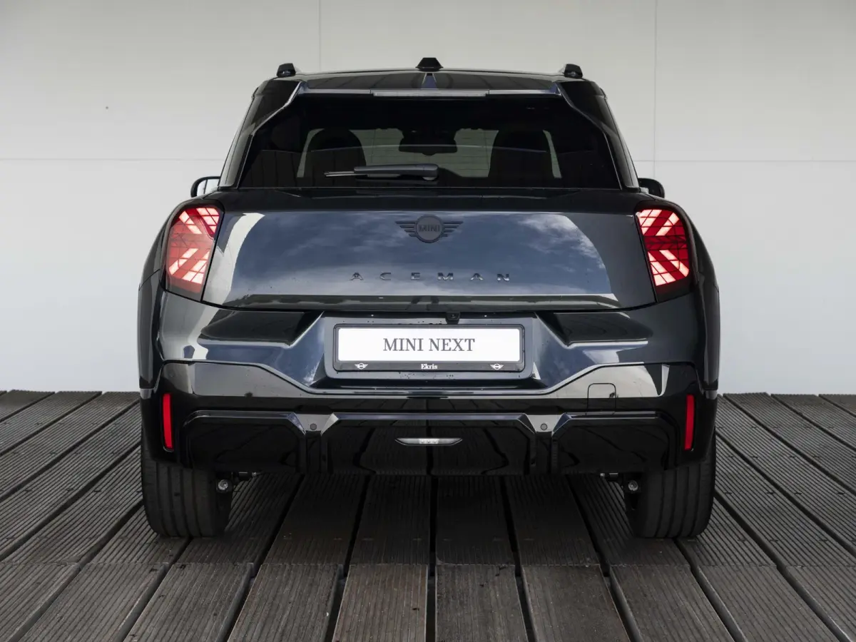 E John Cooper Works L-pakket | Glazen panoramadak | Harman Kardon | MINI Head-Up Display | 360'camera |