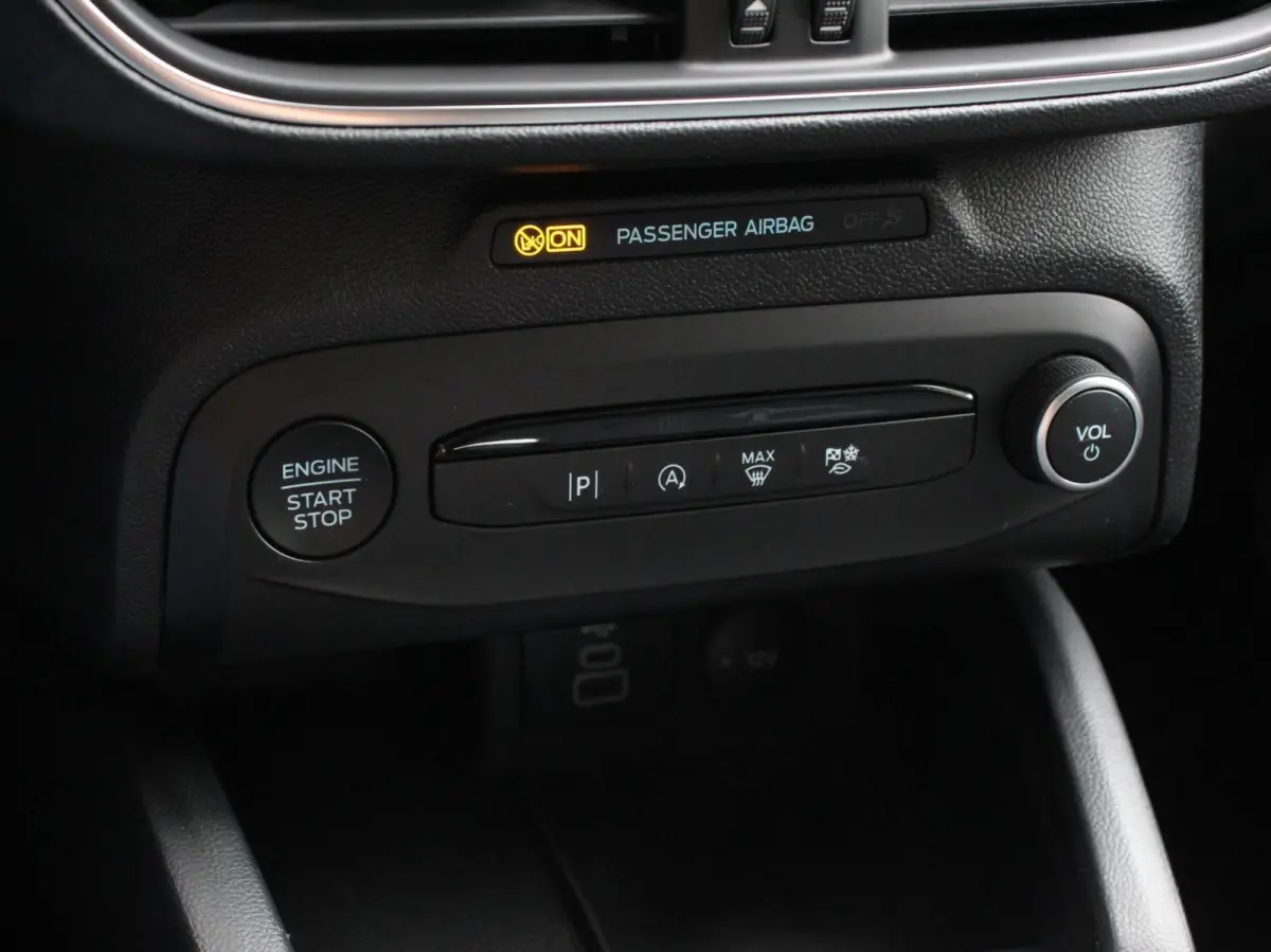 1.0 EcoBoost 155pk Hybrid Automaat Active X Navigatie Apple Carplay/Android Auto Climate Control Camera Parkeer sensoren B&O Dab Led Lichtmetalen velgen