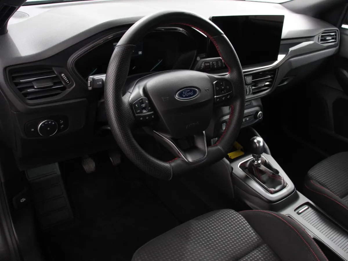 1.0 EcoBoost Hybrid ST Line Navigatie Climate Control Led Dab Camera Parkeer sensoren Cruise Control Lichtmetalen velgen