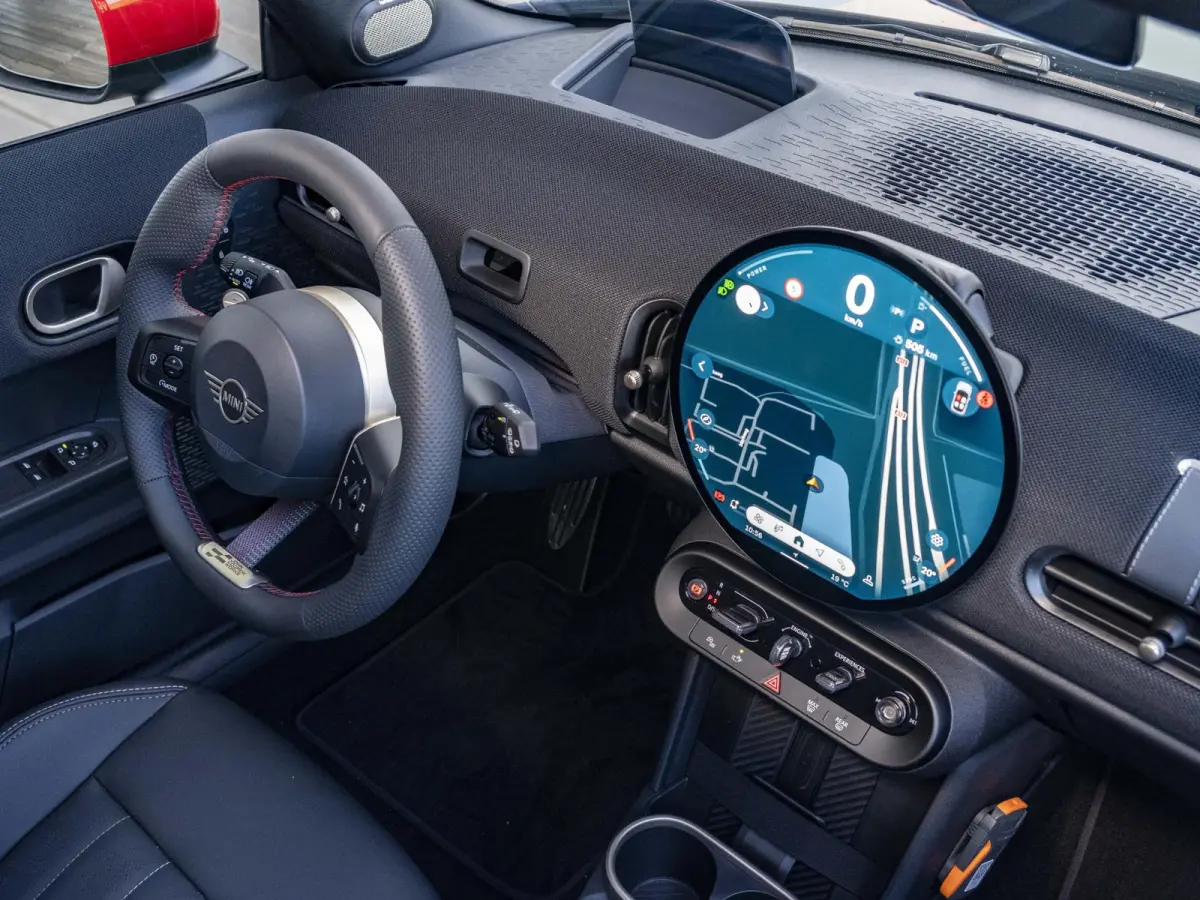 JCW John Cooper Works XL-pakket | Elektrisch verstelbare stoelen | Glazen panoramadak | Stoel & Stuurverwarming | 360' Camera |