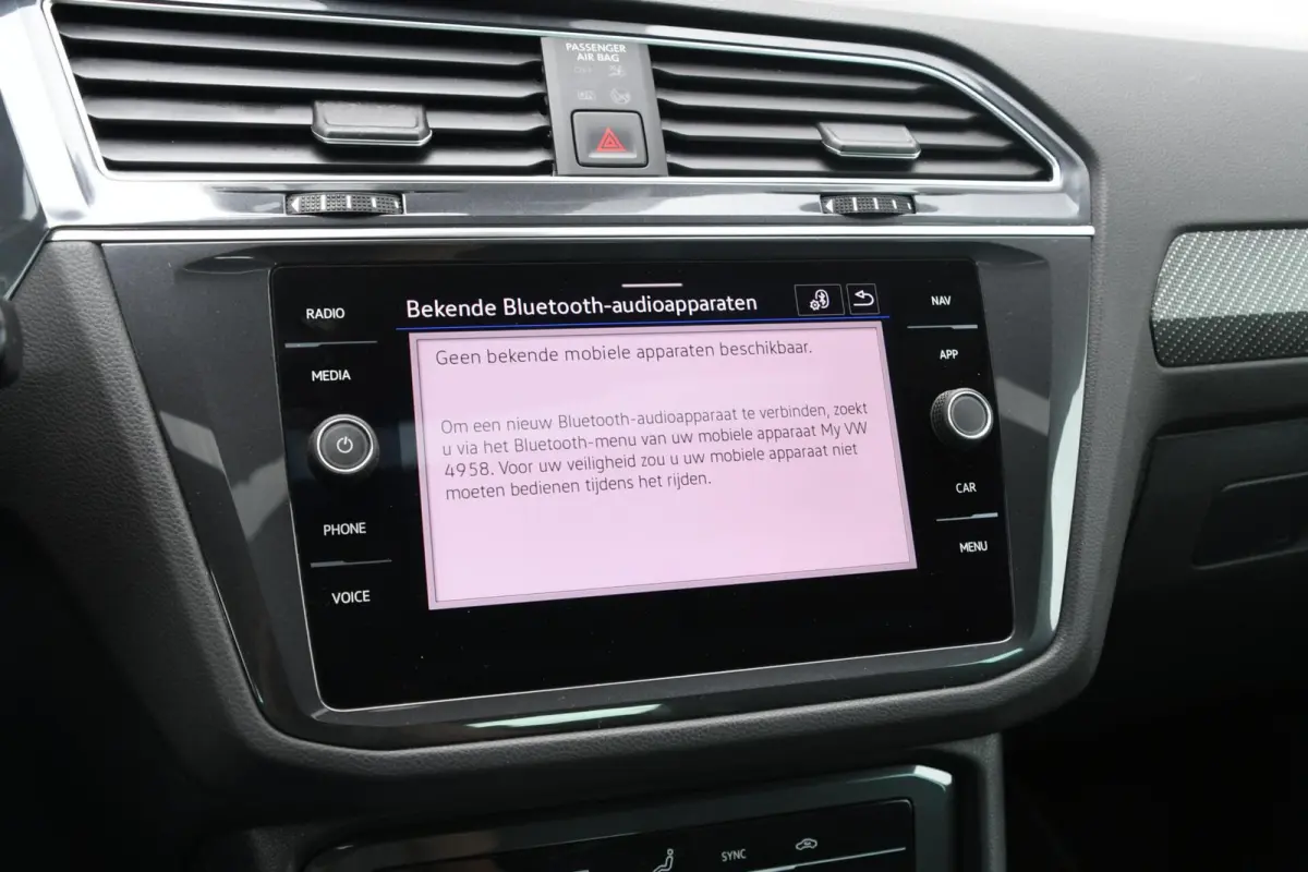 1.4 TSI eHybrid R-Line Business+ | SOH 98,93%