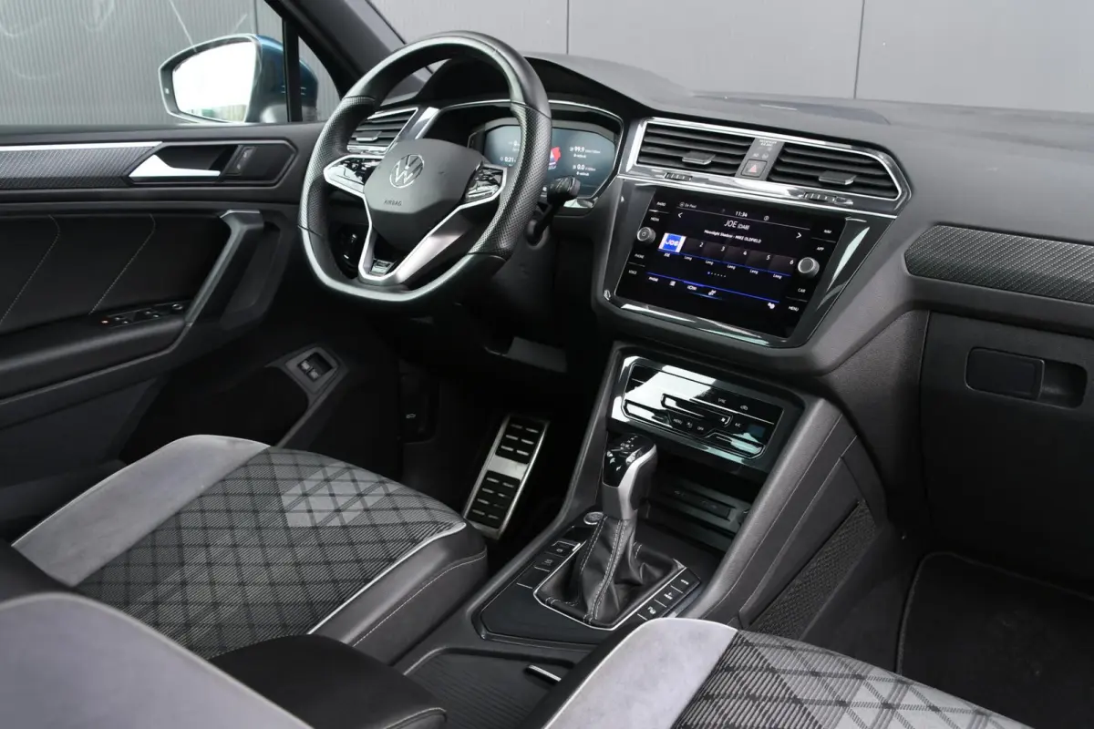 1.4 TSI eHybrid R-Line Business+ | SOH 98,93%