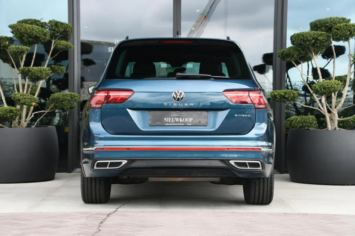 1.4 TSI eHybrid R-Line Business+ | SOH 98,93%
