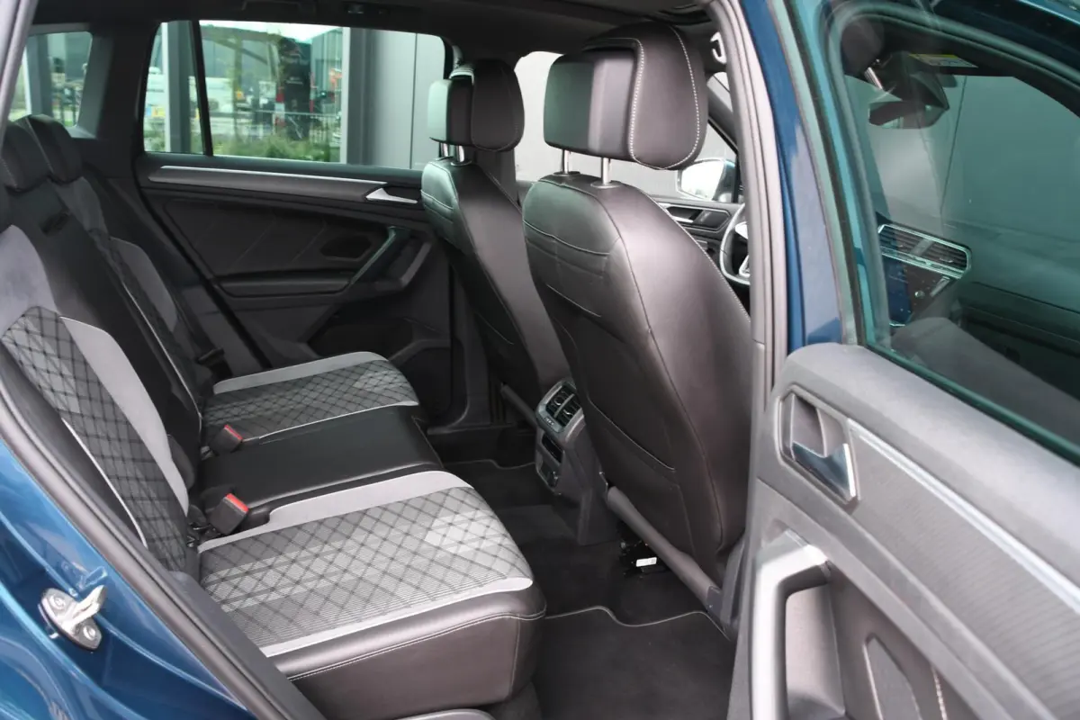 1.4 TSI eHybrid R-Line Business+ | SOH 98,93%