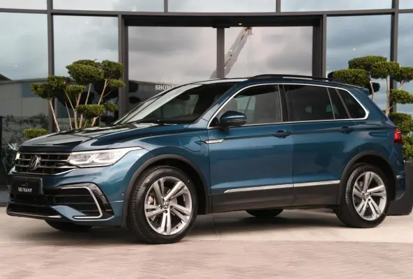 1.4 TSI eHybrid R-Line Business+ | SOH 98,93%